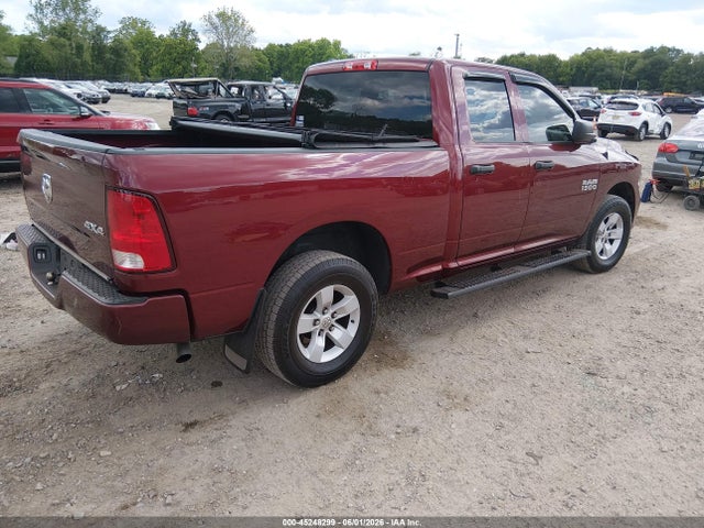 45248299 :رقم المزاد ، 1C6RR7FG1JS302601 vin ، 2018 Ram 1500 Express  4x4 6'4 Box مزاد بيع