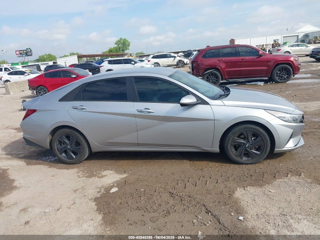 2021 Hyundai Elantra Sel მანქანა იყიდება აუქციონზე, vin: 5NPLM4AGXMH013576, აუქციონის ნომერი: 45248398