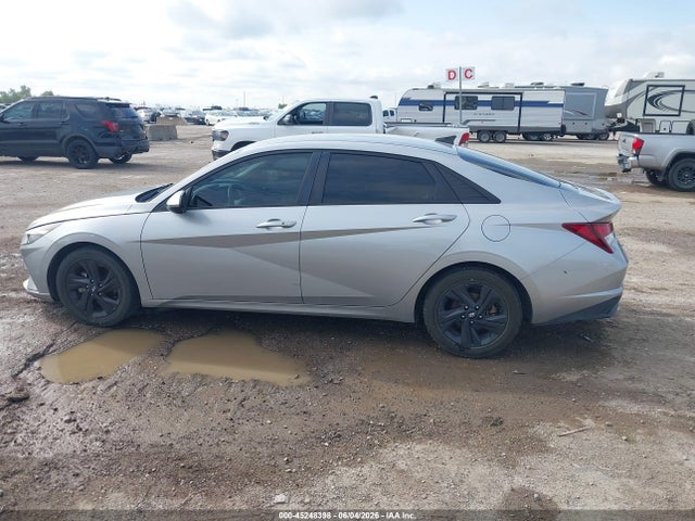 2021 Hyundai Elantra Sel მანქანა იყიდება აუქციონზე, vin: 5NPLM4AGXMH013576, აუქციონის ნომერი: 45248398