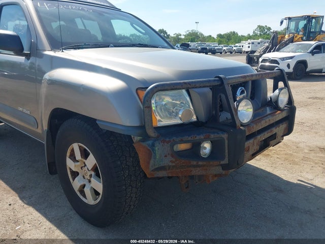 2005 Nissan Xterra Off Road მანქანა იყიდება აუქციონზე, vin: 5N1AN08WX5C612206, აუქციონის ნომერი: 45248432
