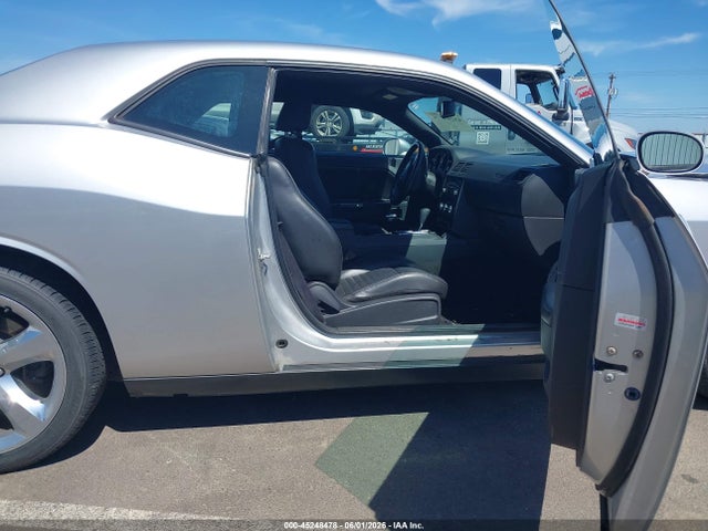 45248478 :رقم المزاد ، 2C3CDYAG3CH131133 vin ، 2012 Dodge Challenger Sxt مزاد بيع