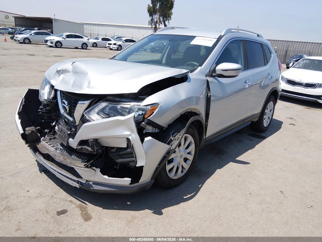 Nissan ROGUE S 2017 KNMAT2MV4HP552231 Image 2