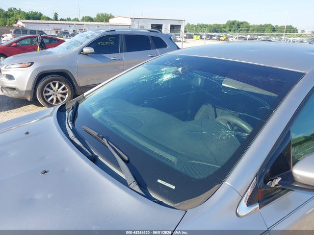 45248520 :رقم المزاد ، 1C3CCCAB5FN529255 vin ، 2015 Chrysler 200 Limited مزاد بيع
