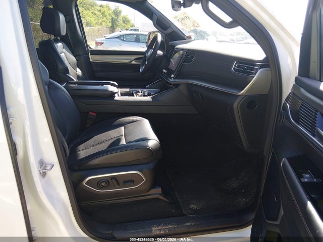 Продажа на аукционе авто 2025 Jeep Wagoneer Carbide 4x4, vin: 1C4SJVBP6SS510003, номер лота: 45248525