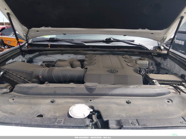 Toyota 4RUNNER SR5 2017 JTEBU5JR2H5464845 Image 10