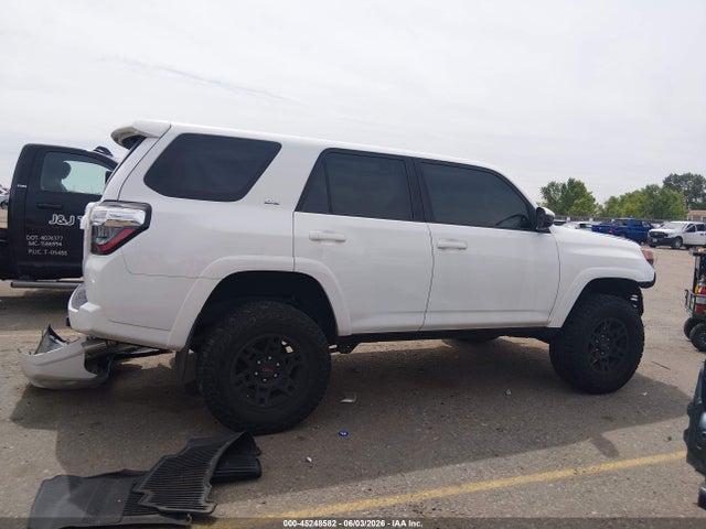 Toyota 4RUNNER SR5 2017 JTEBU5JR2H5464845 Image 14