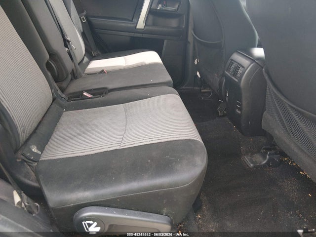 Toyota 4RUNNER SR5 2017 JTEBU5JR2H5464845 Image 8