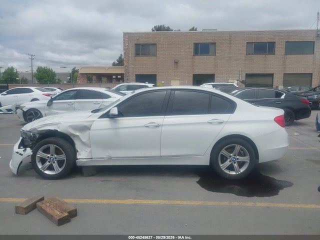 2012 Bmw 328i მანქანა იყიდება აუქციონზე, vin: WBA3C1C56CF433550, აუქციონის ნომერი: 45248627