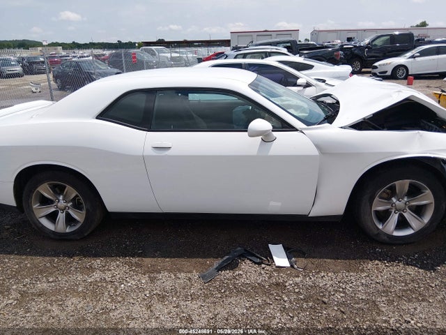 Продаж на аукціоні авто 2022 Dodge Challenger Sxt, vin: 2C3CDZAG6NH260315, номер лоту: 45248691