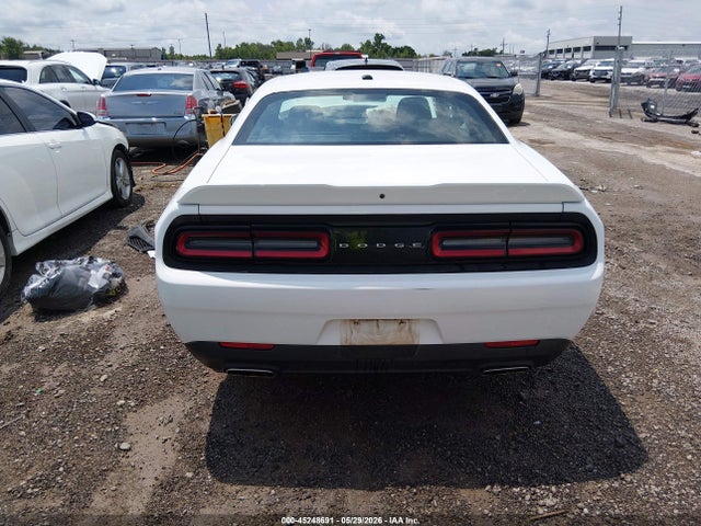 Продаж на аукціоні авто 2022 Dodge Challenger Sxt, vin: 2C3CDZAG6NH260315, номер лоту: 45248691