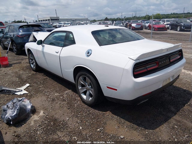 Продаж на аукціоні авто 2022 Dodge Challenger Sxt, vin: 2C3CDZAG6NH260315, номер лоту: 45248691