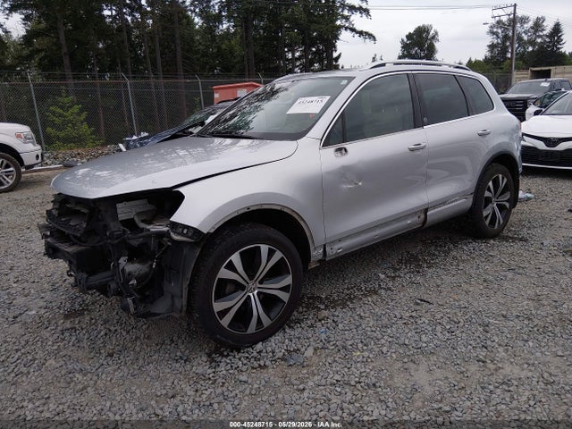WVGRF7BP6HD001033 Volkswagen Touareg V6 Wolfsburg Edition