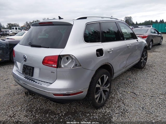 WVGRF7BP6HD001033 Volkswagen Touareg V6 Wolfsburg Edition
