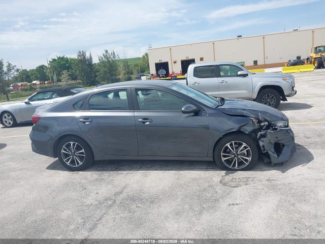 45248719 :رقم المزاد ، 3KPF24AD0RE785587 vin ، 2024 Kia Forte Lxs مزاد بيع