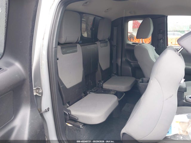 5TFRZ5CN8KX085827 Toyota Tacoma Sr5 V6