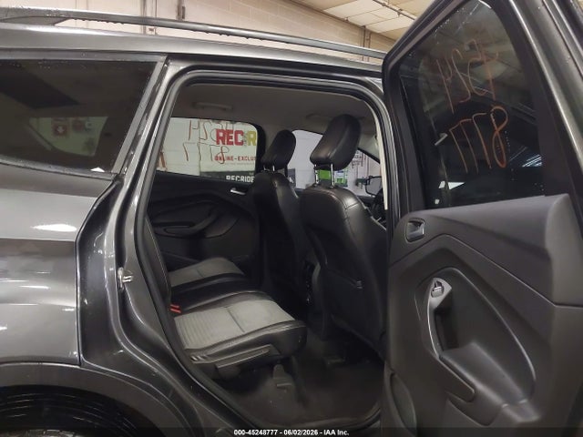 45248777 :رقم المزاد ، 1FMCU9GD1KUB30472 vin ، 2019 Ford Escape Se مزاد بيع