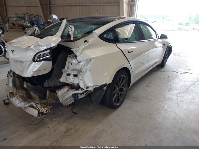 Tesla Model 3 Long Range 2021 5YJ3E1EB0MF975894 Image 4