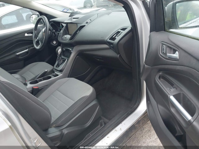 1FMCU0GX5EUA83974 Ford ESCAPE SE