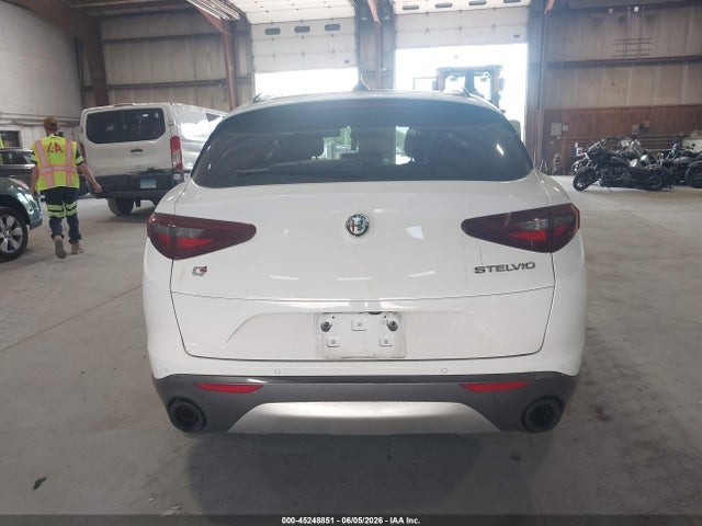 2023 Alfa Romeo Stelvio Ti Awd მანქანა იყიდება აუქციონზე, vin: ZASPAKBNXP7D57632, აუქციონის ნომერი: 45248851