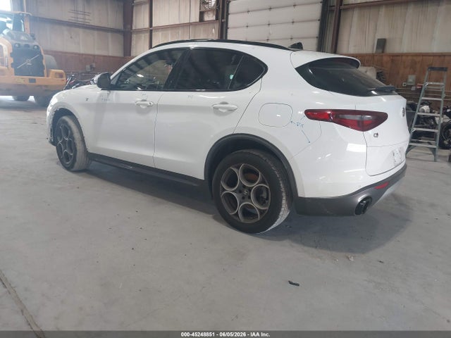 2023 Alfa Romeo Stelvio Ti Awd მანქანა იყიდება აუქციონზე, vin: ZASPAKBNXP7D57632, აუქციონის ნომერი: 45248851