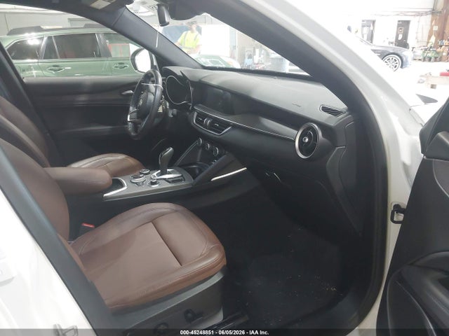 2023 Alfa Romeo Stelvio Ti Awd მანქანა იყიდება აუქციონზე, vin: ZASPAKBNXP7D57632, აუქციონის ნომერი: 45248851