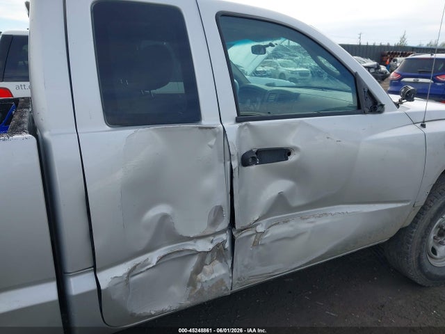 45248861 :رقم المزاد ، 1D7HW22K25S152004 vin ، 2005 Dodge Dakota St مزاد بيع