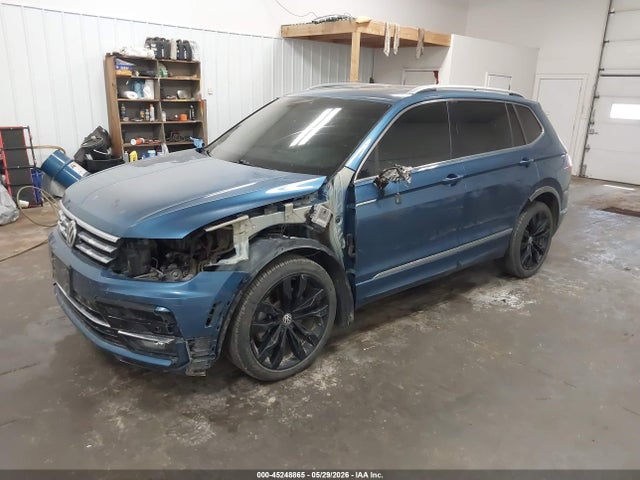 2020 Volkswagen Tiguan 2.0t Sel Premium R-line მანქანა იყიდება აუქციონზე, vin: 3VV4B7AX3LM123665, აუქციონის ნომერი: 45248865