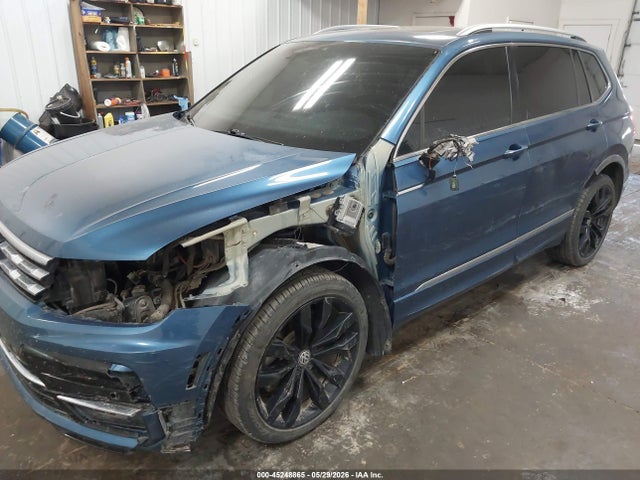 2020 Volkswagen Tiguan 2.0t Sel Premium R-line მანქანა იყიდება აუქციონზე, vin: 3VV4B7AX3LM123665, აუქციონის ნომერი: 45248865