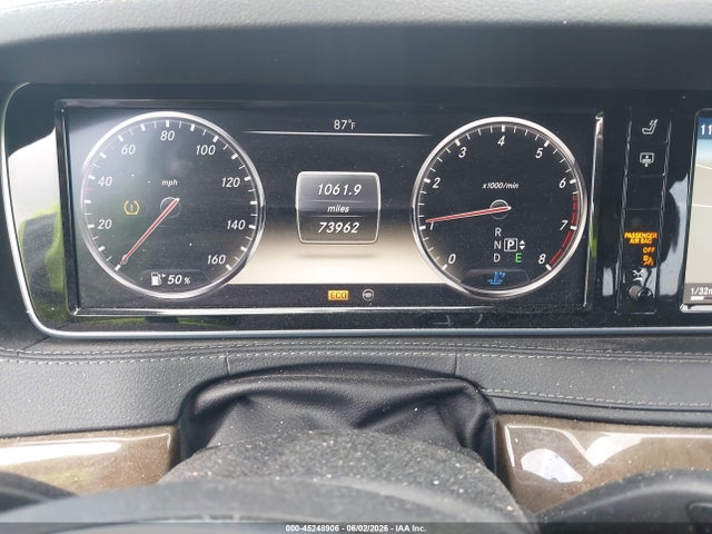 Mercedes-Benz S 550 2014 WDDUG8CB7EA025428 Image 15