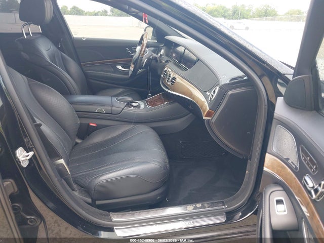 Mercedes-Benz S 550 2014 WDDUG8CB7EA025428 Image 5