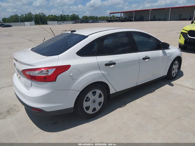 2014 Ford Focus S მანქანა იყიდება აუქციონზე, vin: 1FADP3E2XEL195934, აუქციონის ნომერი: 45248914