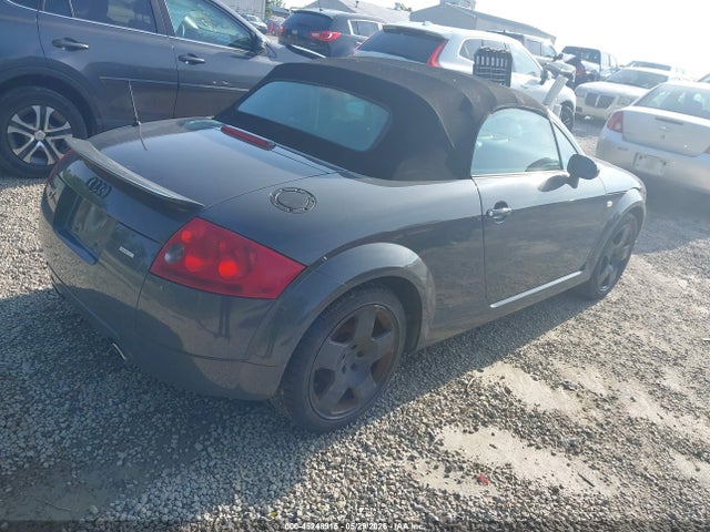 2001 Audi Tt მანქანა იყიდება აუქციონზე, vin: TRUUT28N611047362, აუქციონის ნომერი: 45248915