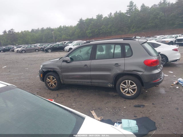 WVGAV7AX0FW597288 Volkswagen TIGUAN S