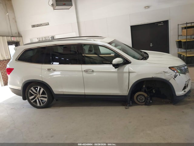 Продажа на аукционе авто 2017 Honda Pilot Touring, vin: 5FNYF6H9XHB053793, номер лота: 45248954