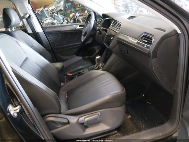 2022 Volkswagen Tiguan 2.0t Se მანქანა იყიდება აუქციონზე, vin: 3VV3B7AX2NM100960, აუქციონის ნომერი: 45248982