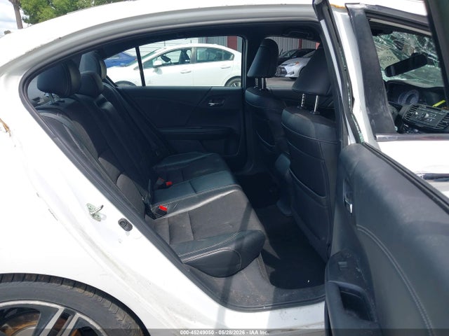 Auction sale of the 2016 Honda Accord Sport, vin: 1HGCR2F56GA120506, lot number: 45249050