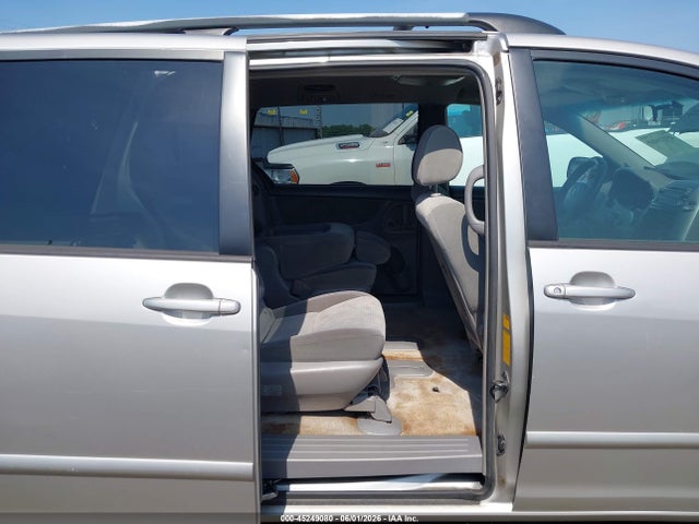 45249080 :رقم المزاد ، 5TDZK23C97S029233 vin ، 2007 Toyota Sienna Le مزاد بيع