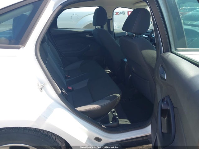 45249081 :رقم المزاد ، 1FADP3F2XEL109830 vin ، 2014 Ford Focus Se مزاد بيع