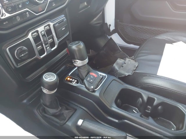 1C4HJXEN5MW727022 Jeep Wrangler Unlimited Sahara Altitude 4x4