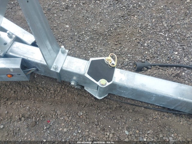 1ZETANST9TA003196 Ez Loader Boat Trailer 25ft