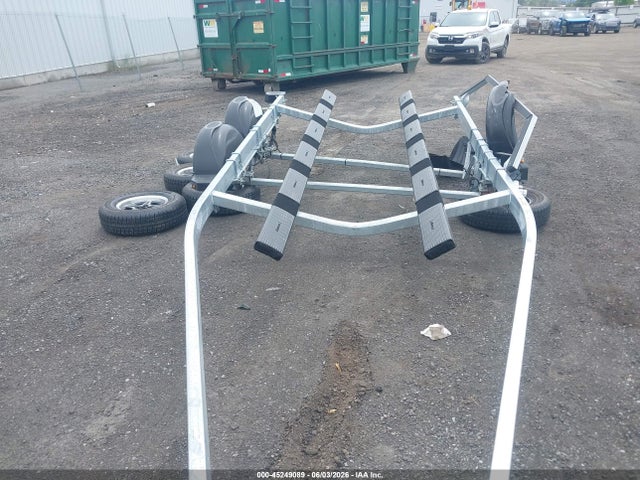1ZETANST9TA003196 Ez Loader Boat Trailer 25ft