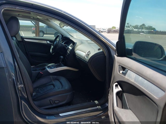 2010 Audi A4 2.0t Premium მანქანა იყიდება აუქციონზე, vin: WAUEFAFL5AN030219, აუქციონის ნომერი: 45249142