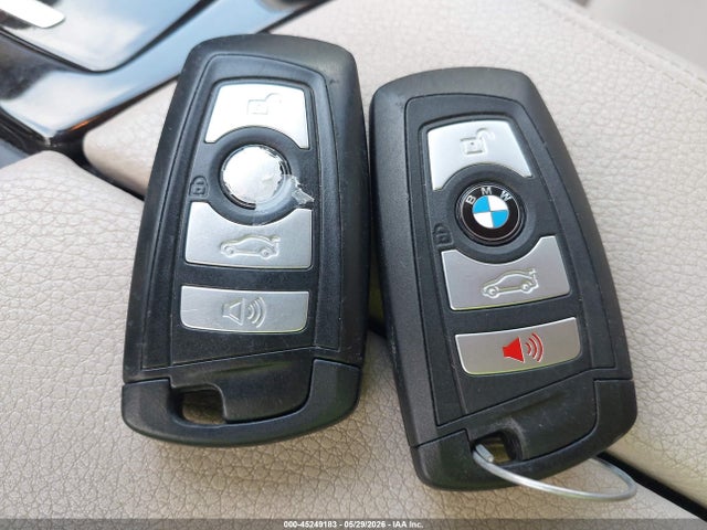 45249183 :رقم المزاد ، WBAXG5C54CDY28125 vin ، 2012 Bmw 528i مزاد بيع