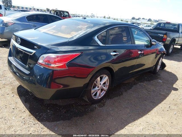 Auction sale of the 2015 Nissan Altima 2.5 Sl, vin: 1N4AL3AP0FN395288, lot number: 45249197