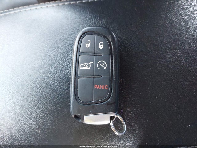45249198 :رقم المزاد ، 1C4PJMDX7KD354362 vin ، 2019 Jeep Cherokee High Altitude 4x4 مزاد بيع