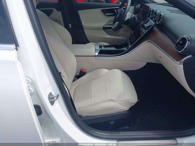 2024 Mercedes-benz C 300 მანქანა იყიდება აუქციონზე, vin: W1KAF4GB9RR237666, აუქციონის ნომერი: 45249204