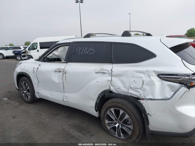 Toyota Highlander Hybrid Xle 2023 5TDKBRCH7PS564115 Image 14