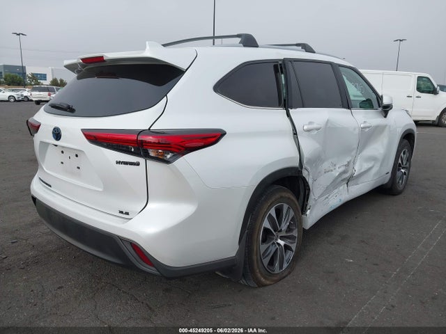 Toyota Highlander Hybrid Xle 2023 5TDKBRCH7PS564115 Image 4