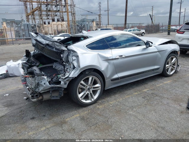 Ford Mustang Ecoboost Premium Fastback 2020 1FA6P8THXL5172913 Image 4