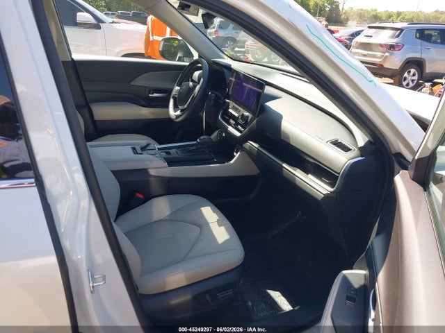 Продажа на аукционе авто 2024 Toyota Grand Highlander Xle, vin: 5TDAAAB54RS059093, номер лота: 45249297